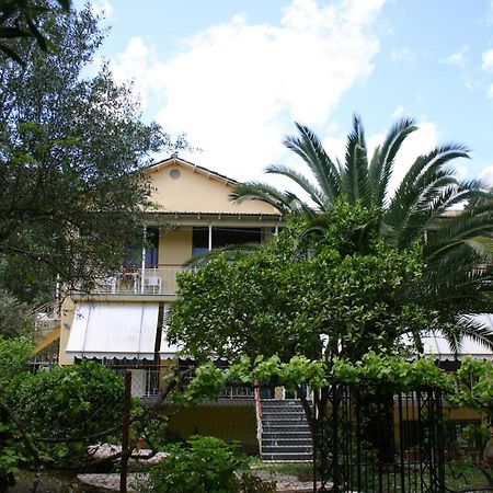 Gardelis Gardens Benitses (Corfu) Exterior foto
