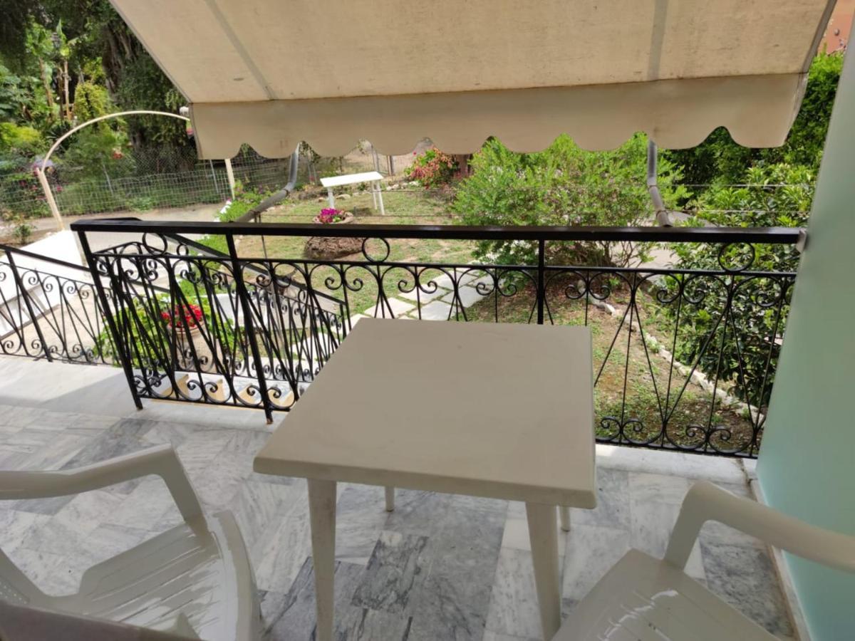 Gardelis Gardens Benitses (Corfu) Exterior foto