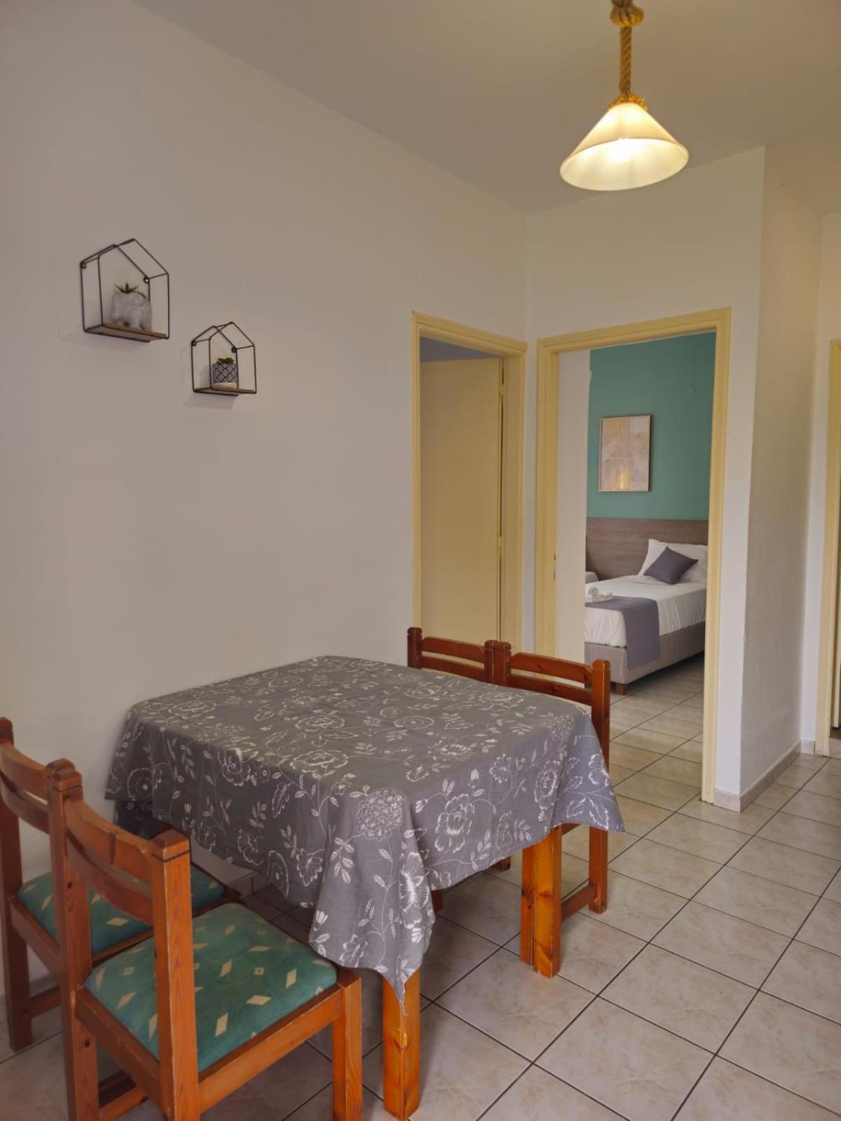 Gardelis Gardens Benitses (Corfu) Quarto foto