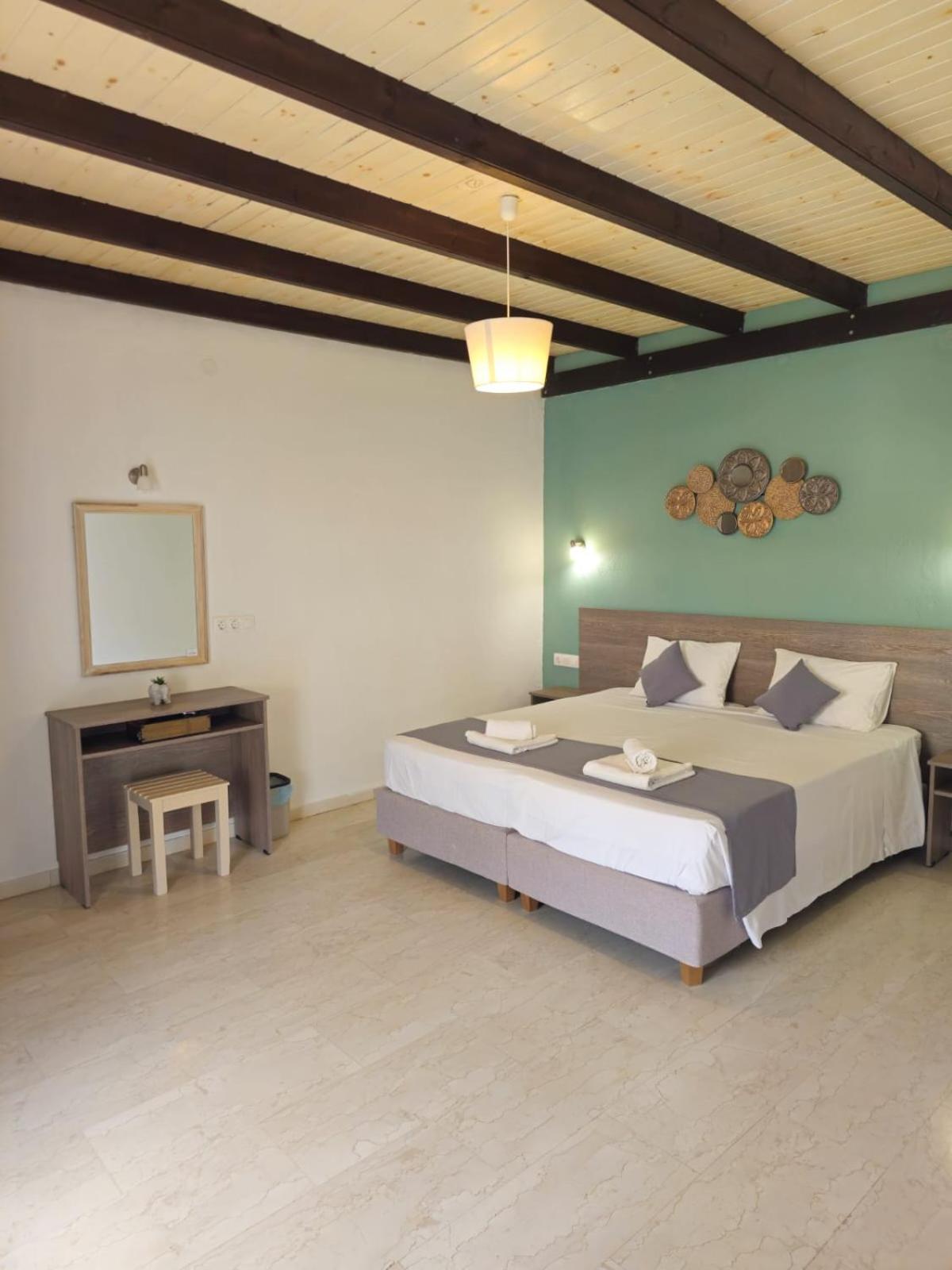 Gardelis Gardens Benitses (Corfu) Exterior foto